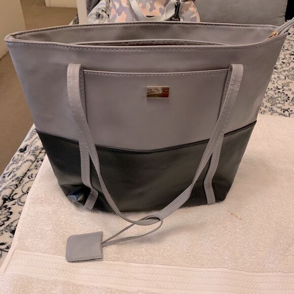 Handbags - Minimalist Two Tone Tote